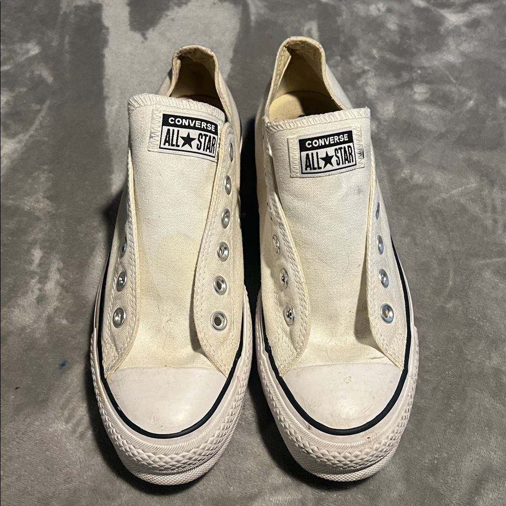 Classic Cream Canvas Platform Chuck Taylor All Stars. No laces. Used condition. - Picture 3 of 9